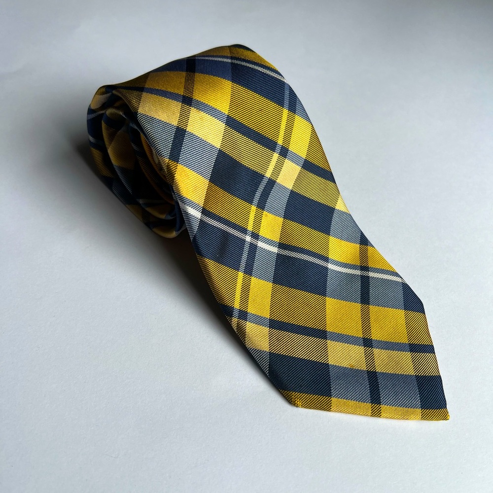 Tommy Hilfiger Plaid Tie
